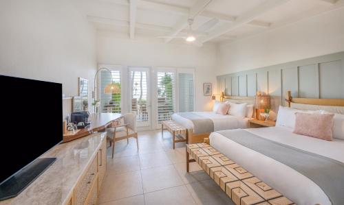 2 double beds