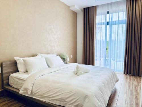 Double Room with Mountain View room in Yen Stay and Coffee