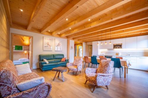 ห้องส่วนกลางสำหรับนั่งเล่น/ดูทีวี, La Grange d'Anaïs (La Grange d'Anais) in โบฟอร์