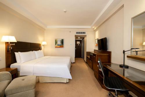 Shangri-La Shenzhen - image 4