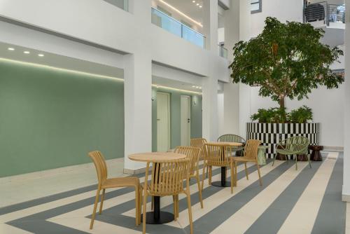 The Sage 211 - image 12