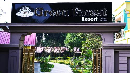 Green Forest Resort in Lataguri