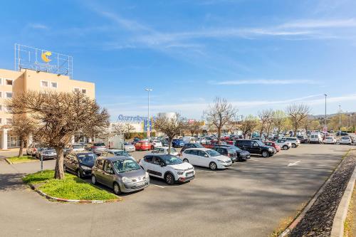 Comfort Hotel Montlucon - image 9