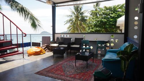 Scuba Square Hostel in Mae Haad