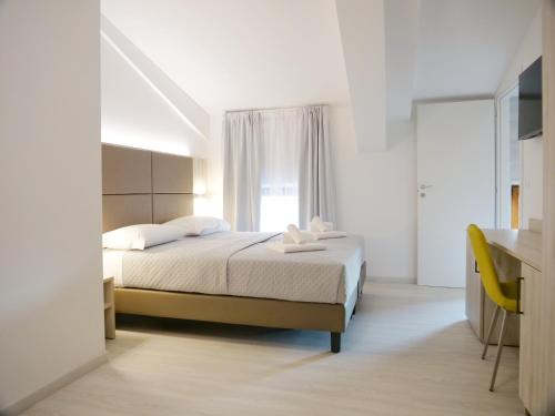 Deluxe Junior Suite image 3