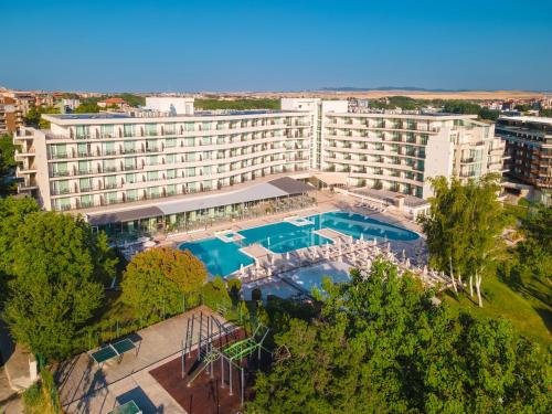 Festa Panorama Hotel - image 7