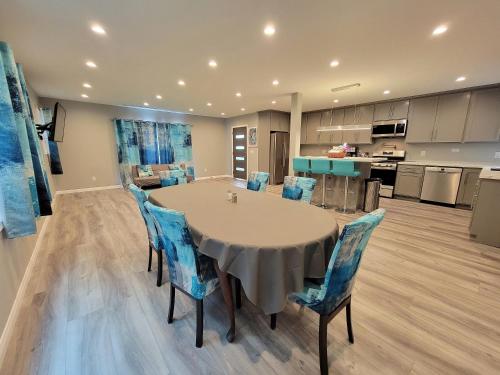 Spacious 3 bedroom unit with backyard and parking just 10 minutes from Rodeo Dr and attractions!, Los Angeles (foto 10)