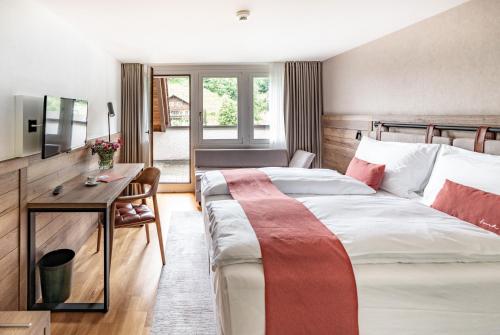 room detail thumbnail 1