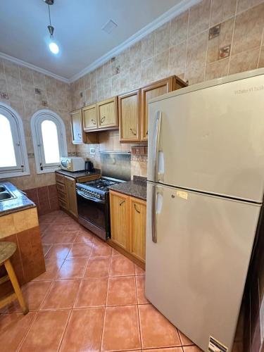 شاليه للايجار في مارينا اول صف على البحيرة كود 11, Banī Ghālib (foto 8)