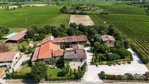 Borgo San Donino - Accommodation - Desenzano del Garda