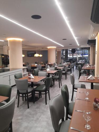 ห้องอาหาร, O Melhor Apart-Hotel, da Cidade! in ซาโอ แคตาโน โด ซุล