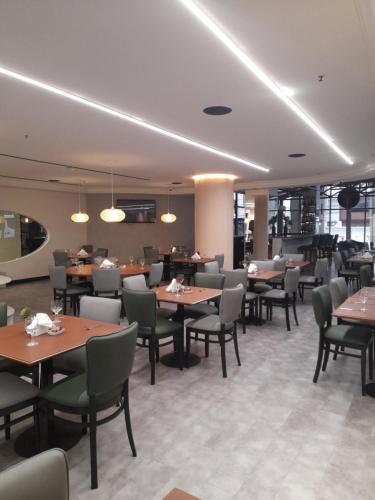 ห้องอาหาร, O Melhor Apart-Hotel, da Cidade! in ซาโอ แคตาโน โด ซุล