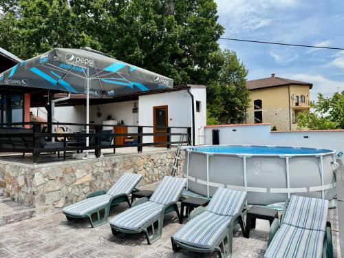 Casa Andrei, Eşelniţa (foto 6)