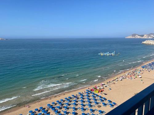 Beachfront studio in Benidorm, Бенидорм (фото 6)