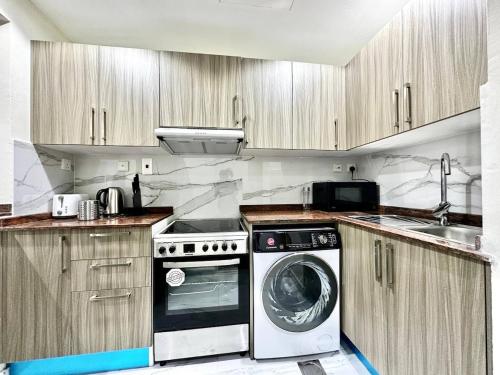 Stylish 1 Plus Maid's 5 mins to Metro at Marina Park, Dubai (foto 4)