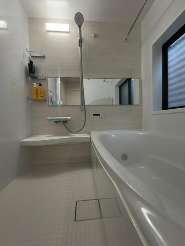 Near the station, no fee parking, 1 limited group, quiet residence, 2 floors 3LDK, 18 minutes from Nippori, Akihabara, Ueno, Tokyo 30 minutes