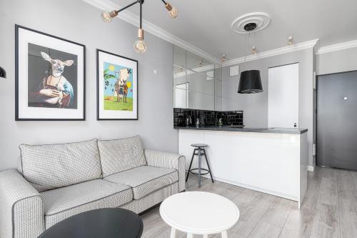 RentPlanet - Apartament Siedmiogrodzka, Warszawa