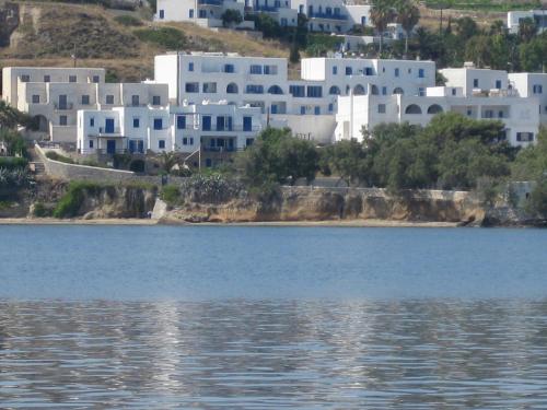 Stratos Apartments & Studios - image 2