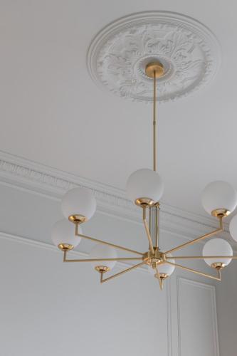Roze Center Apartments - image 3