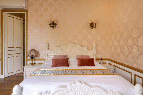 Château de Moliens Room Type - Triple Room with Private External Bathroom