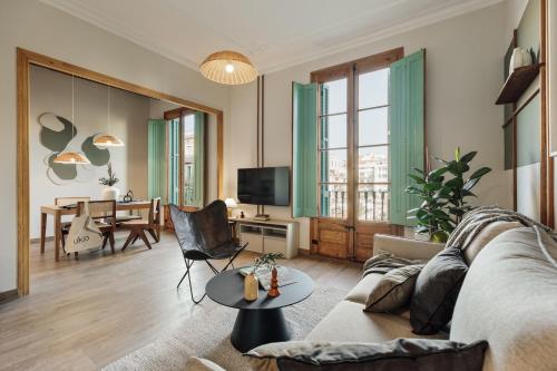 Chixoy - 3 bedrooms and balcony in Eixample Dreta, Barcellona (foto 9)