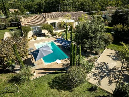 Maison au calme proche Mont Ventoux et Luberon in Malemort-du-Comtat