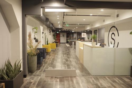 Exterior view, Stay Classy in San Diego (CA)