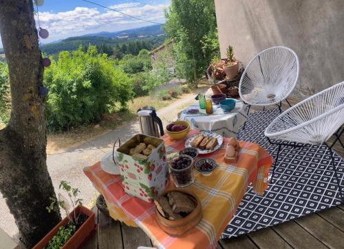 Seadmed, L'escalette in Vernoux-en-Vivarais