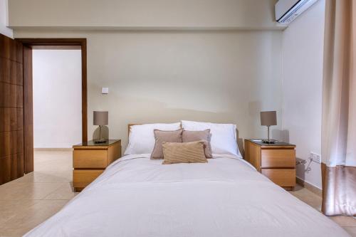 NEW! - Bright and spacious 3 double bedroom apartment in Central Malta by SF Homes, Il-Ħamrija (foto 4)