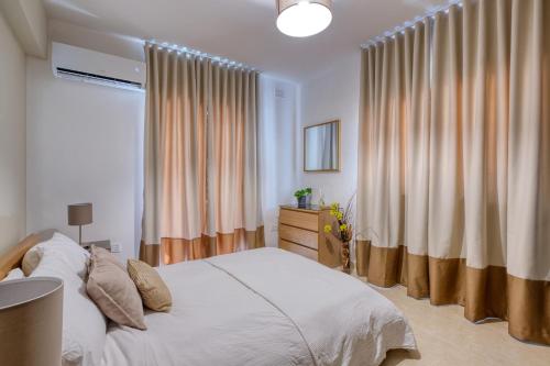 NEW! - Bright and spacious 3 double bedroom apartment in Central Malta by SF Homes, Il-Ħamrija (foto 6)