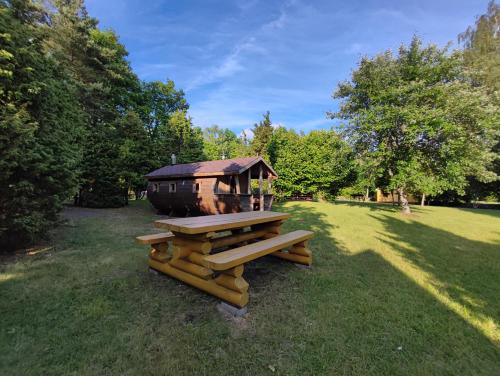 Szauna, Pahklimae Laagrikeskus in Saaremaa
