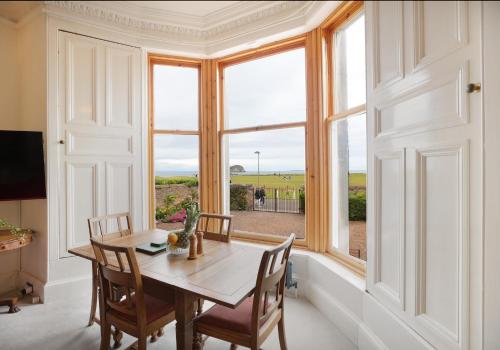 Instalaciones, Pointgarry in North Berwick