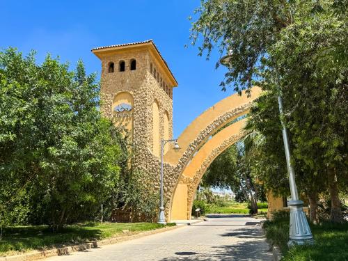 Exclusive 3BR Duplex With Private Rooftop in Ein Bay