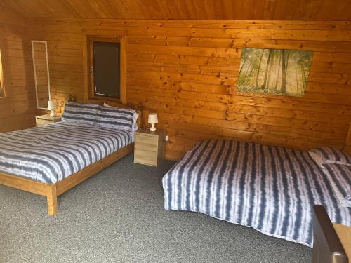 Forest Edge Motel - image 7