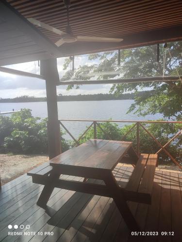 Studio au bord de la lagune in Assinie-Mafia