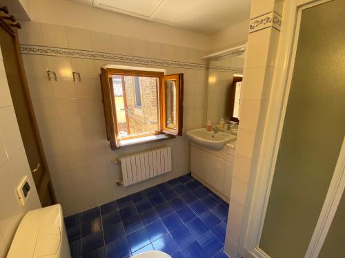 Μπάνιο, Appartamento Fiaschi in Σαν Τζιμινιάνο