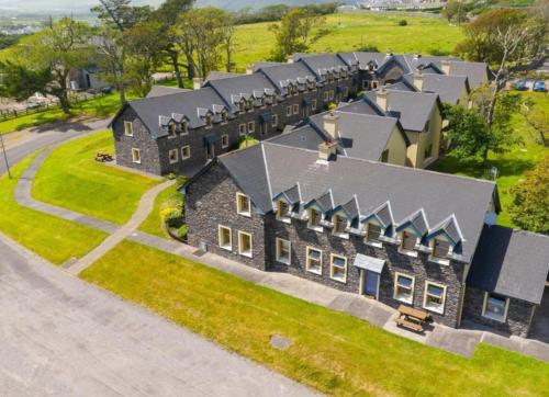 Dingle Courtyard Holiday Homes 3 Bed Type A