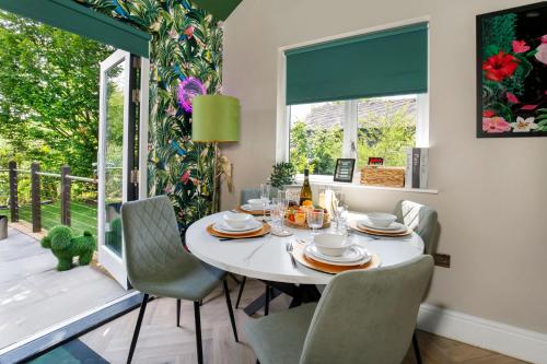 Létesítmények, Oakwood Lodges with Hot tubs York in North Duffield