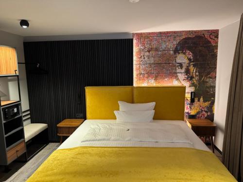1 queen bed