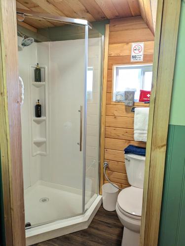 Farmhouse cabin on 33 acre farm in Powell River, Canada