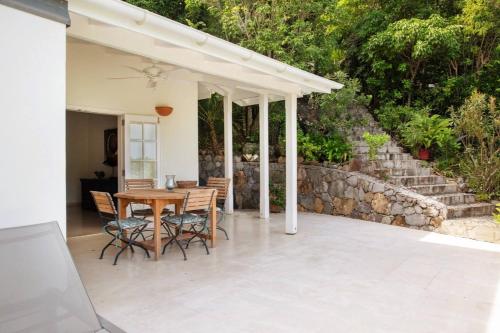 Villa Mas • Garden Path to Beach - Location saisonnière - Anse des Flamands