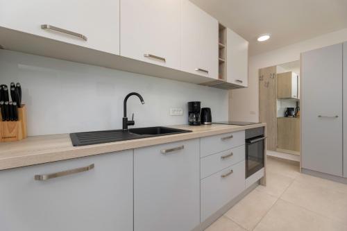 Apartment in Soline - Insel Krk 50534, Soline (zdjęcie 2)