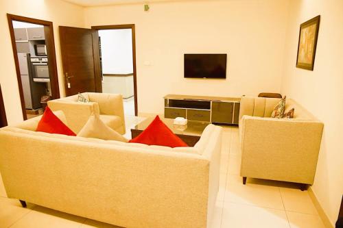 Gulberg Suites