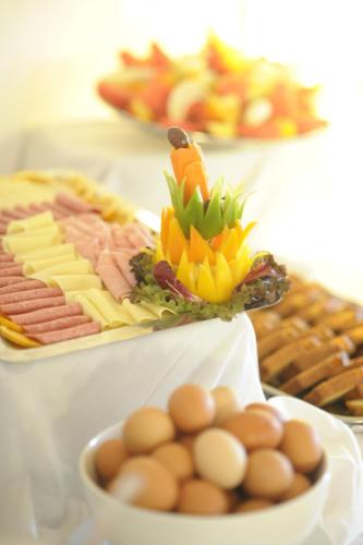 Galatis Beach Hotel - image 5