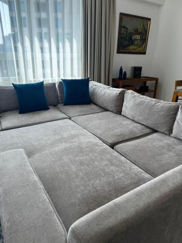 Premium One-Bedroom Apartment with Spectacular Marina View & Private Balcony by Dejaview Stays - main image