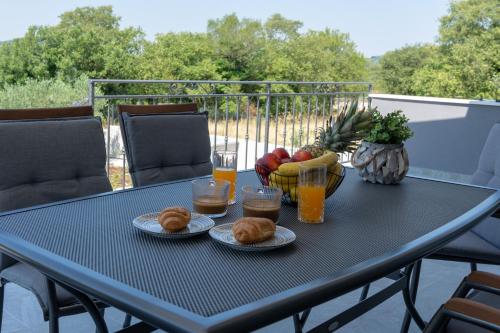 Villa Life in Vučevica