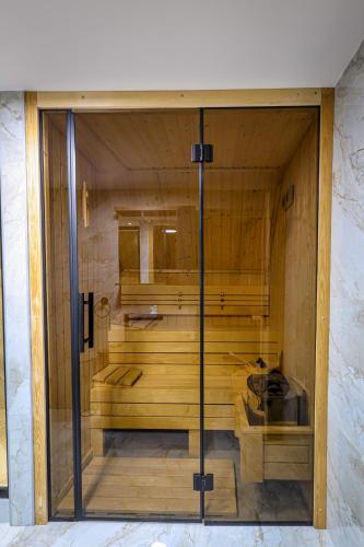 Sauna, Nale Luxury Chalet in Srebrenica