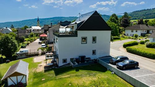 Moselappartements by Weingut Marco Adamy in Losnich