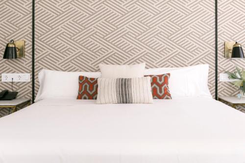 Teatro Romano 4 & 5 - image 2