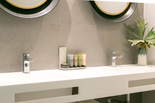 Teatro Romano 4 & 5 - image 8